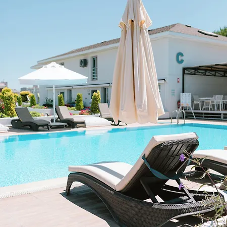 Vela Garden Hotel *